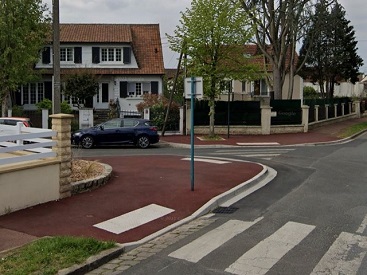 Réfection de trottoir avec abaissés piétons (PMR) à Sucy En Brie(94)